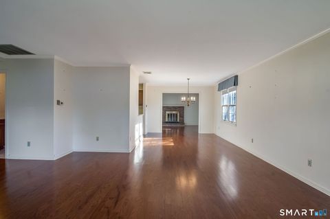 Tiny photo for 1 Downing Way #1, Madison, CT 06443 (MLS # 24144030)