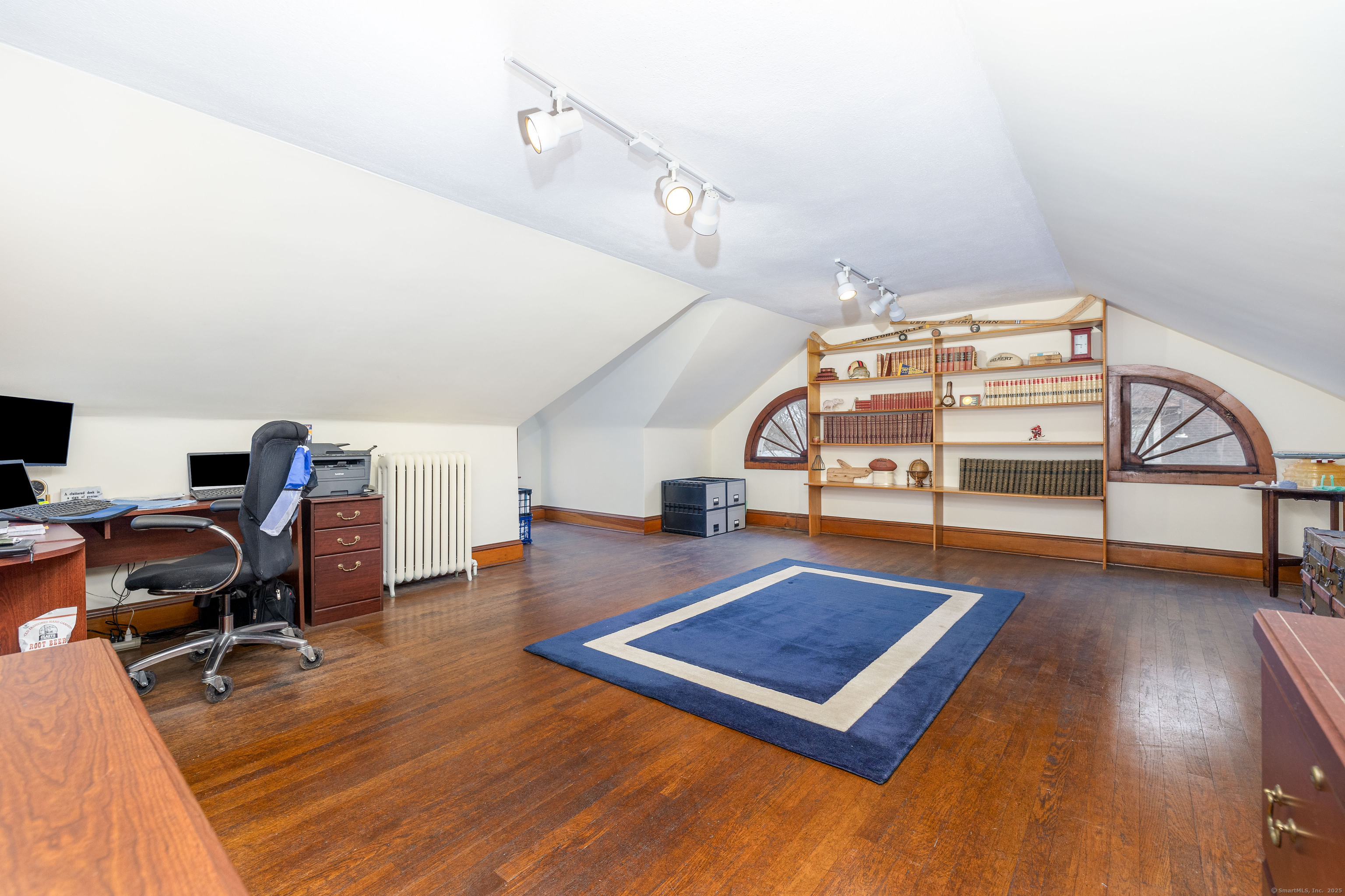 125 Quaker Lane, West Hartford, Connecticut image 32