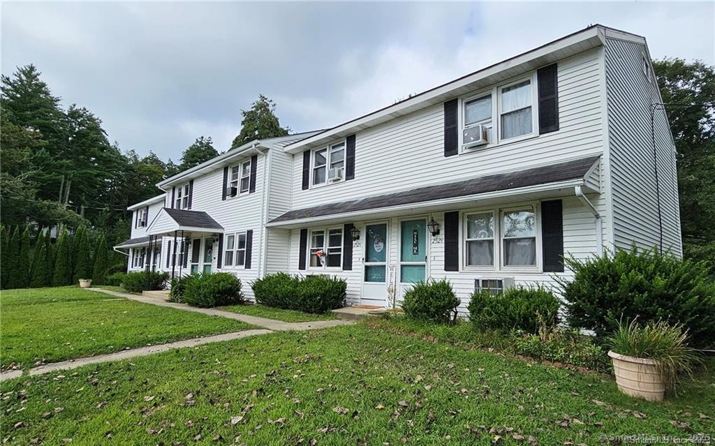 Woodstock, Connecticut 06281, United States, 2 Bedrooms Bedrooms, ,1 BathroomBathrooms,Residential,Pending,2461