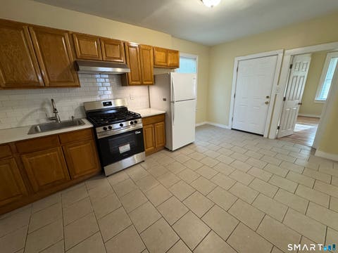 Tiny photo for 33 Stevens Street #1st Fl, New Haven, CT 06519 (MLS # 24200798)