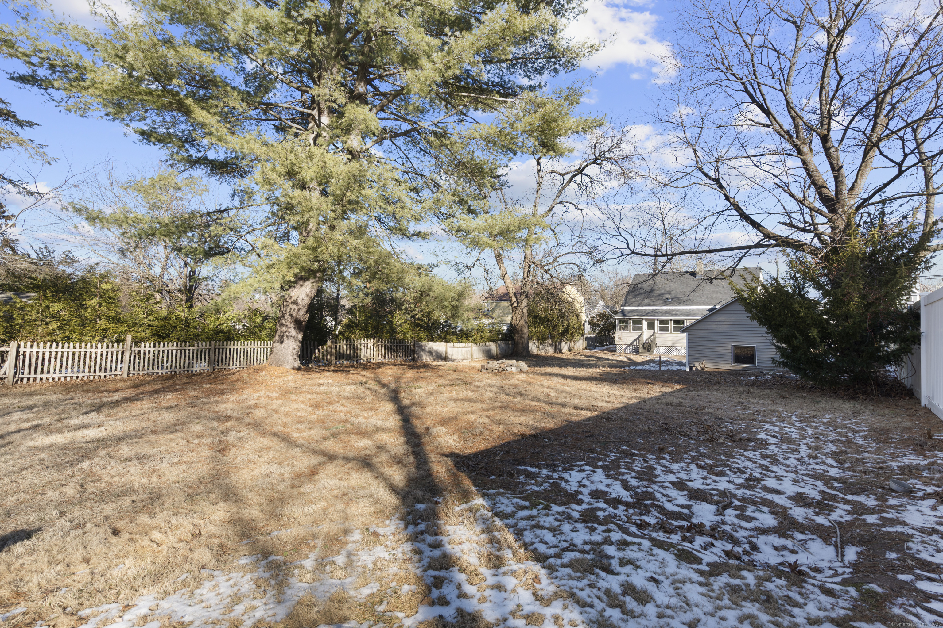 681 Main Street, Cromwell, Connecticut image 30