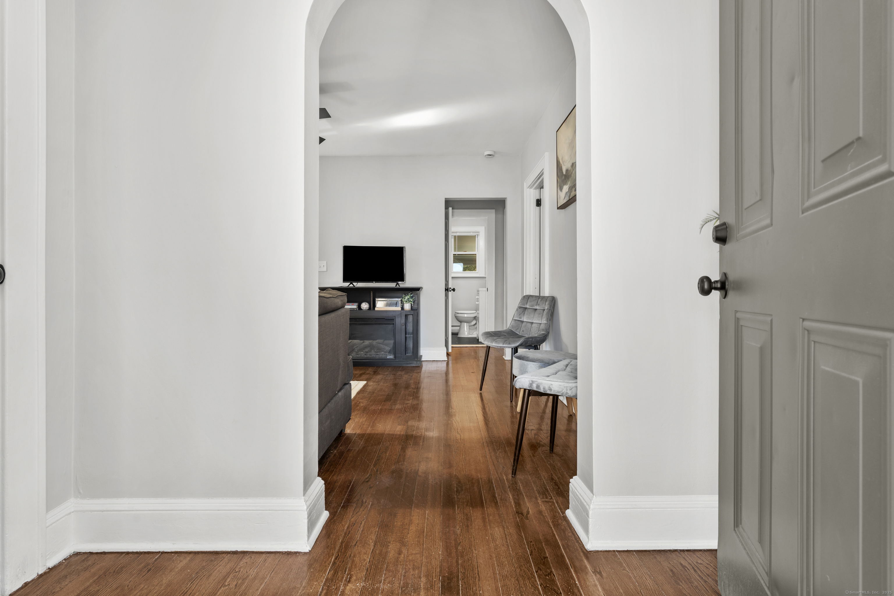 681 Main Street, Cromwell, Connecticut image 3