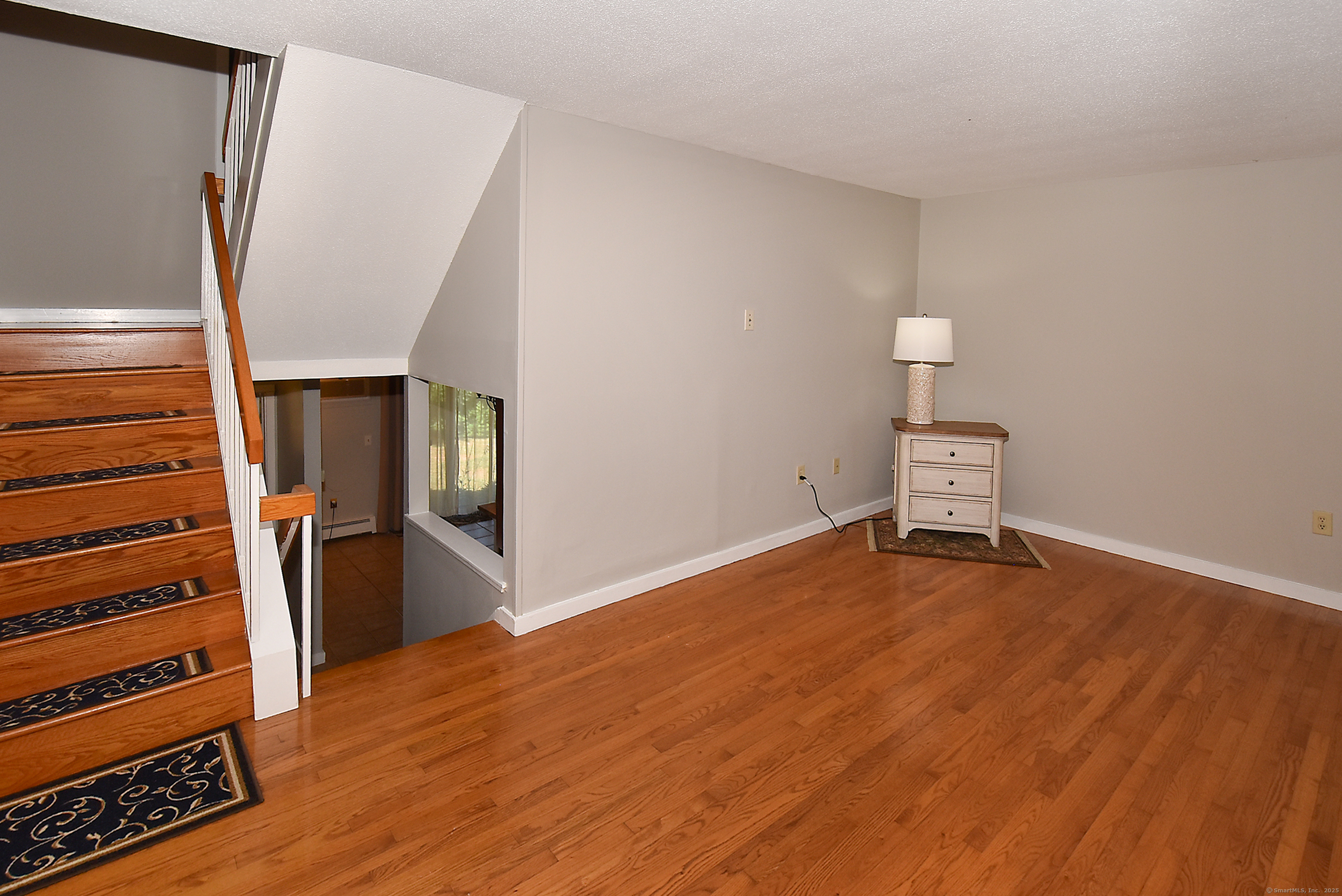 60 Old Town Road 32