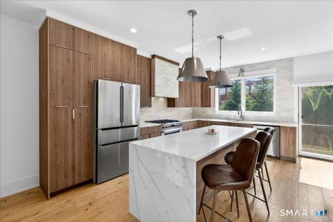 Tiny photo for 79 Thorpe Street #79, Fairfield, CT 06824 (MLS # 24181993)