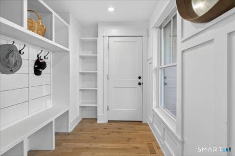 Tiny photo for 79 Thorpe Street #79, Fairfield, CT 06824 (MLS # 24181993)