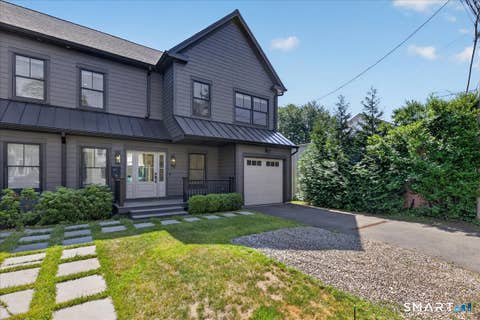 Photo of 79 Thorpe Street #79, Fairfield, CT 06824 (MLS # 24181993)