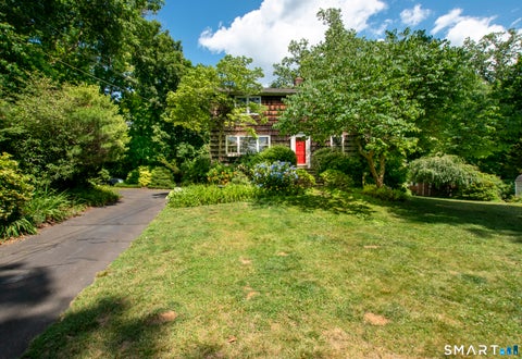 Tiny photo for 8 Oakledge Circle, Norwalk, CT 06854 (MLS # 24185957)