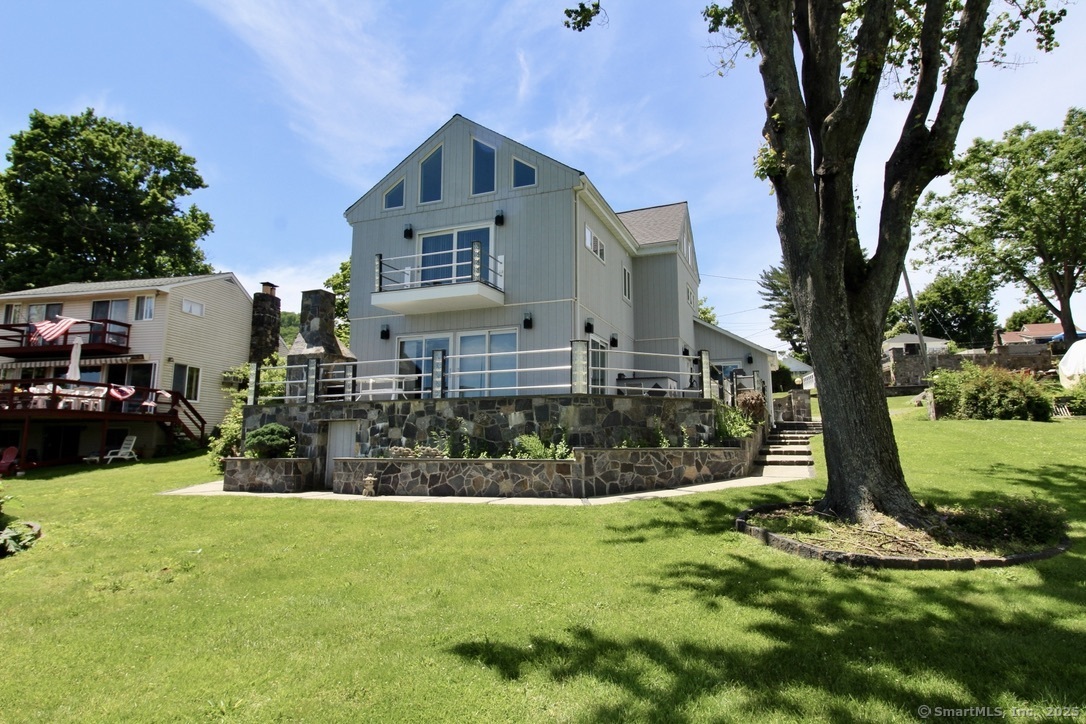 20 East Lane