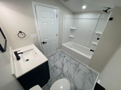 MLS: 24079089