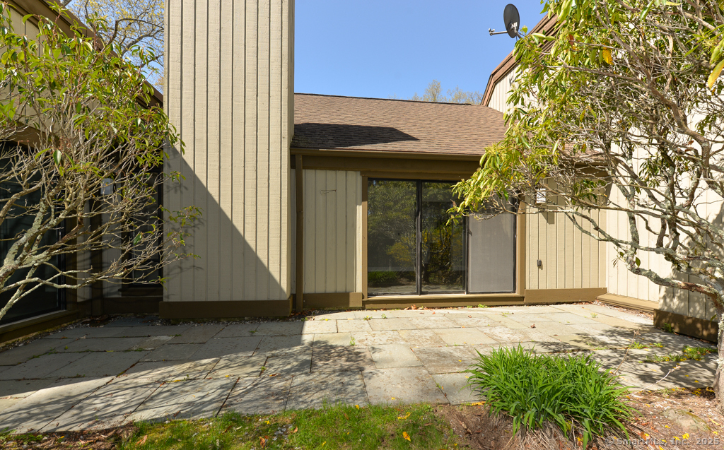 143 Heritage Village #E, Southbury, Connecticut image 8