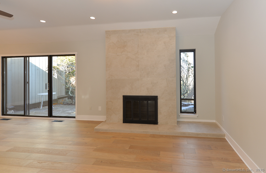 143 Heritage Village #E, Southbury, Connecticut image 2