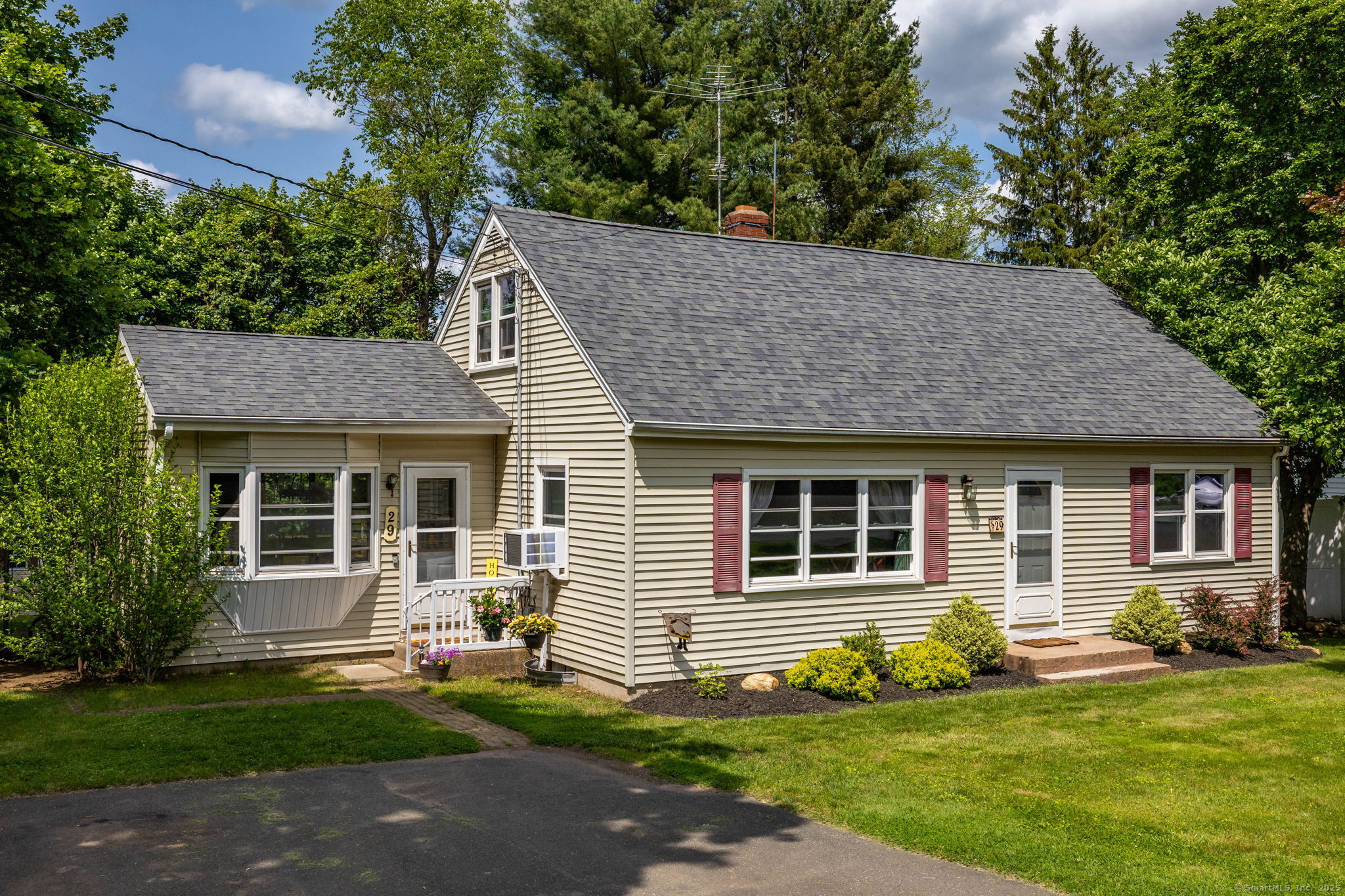 29 Scott Drive