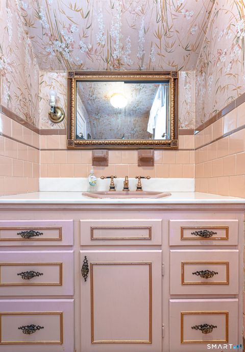 Tiny photo for 804 Congress Avenue, Waterbury, CT 06708 (MLS # 24158355)