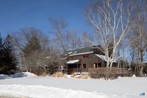 11 Deerfield Road Salisbury CT 06039