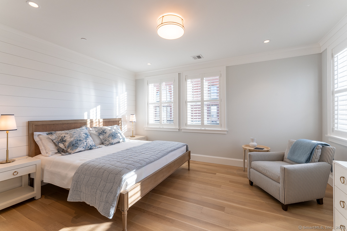 Groton, Connecticut 06355, United States, 2 Bedrooms Bedrooms, ,3 BathroomsBathrooms,Residential,Active,102420