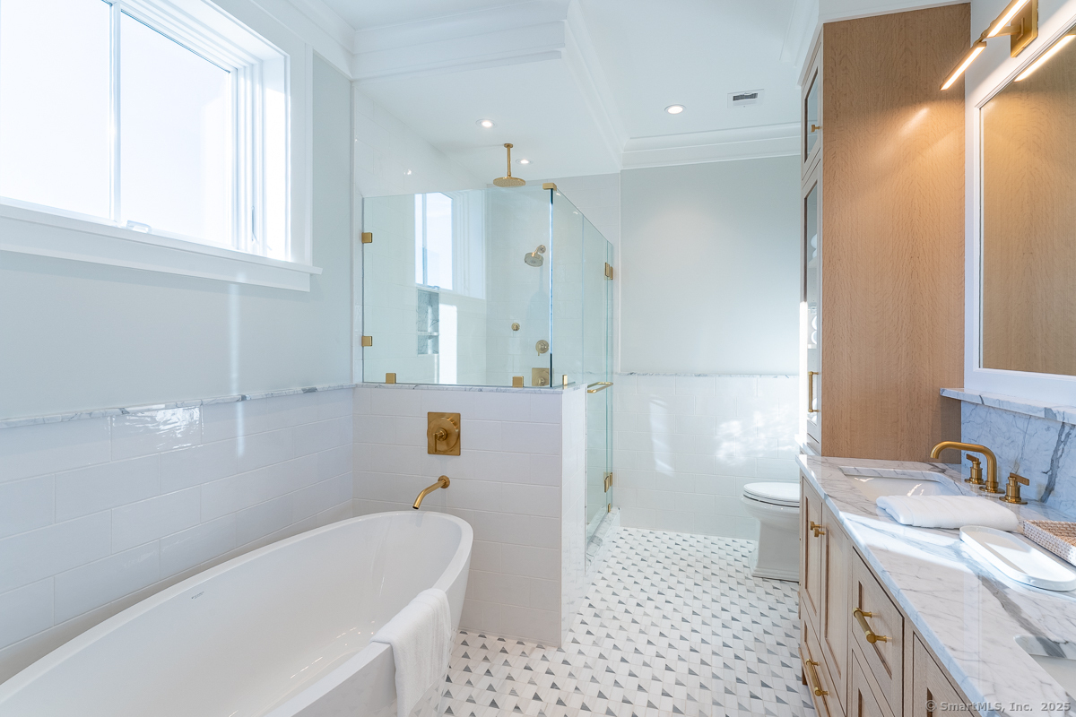 Groton, Connecticut 06355, United States, 2 Bedrooms Bedrooms, ,3 BathroomsBathrooms,Residential,Active,102420