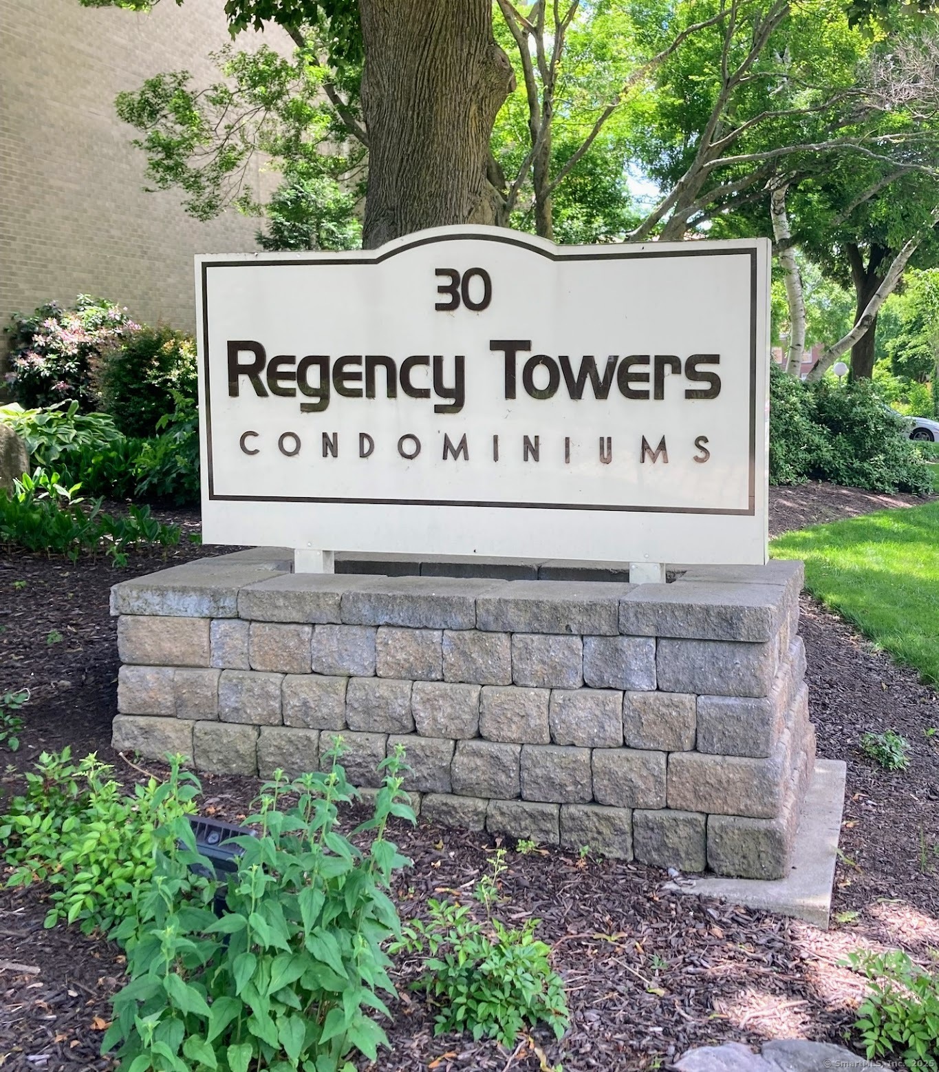 30 Woodland Street #APT 4D, Hartford, Connecticut image 1