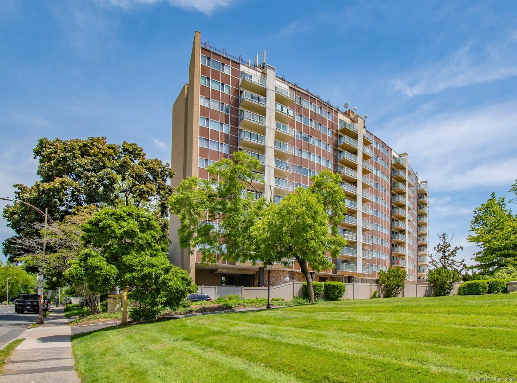 30 Woodland Street #APT 4D, Hartford, Connecticut image 2