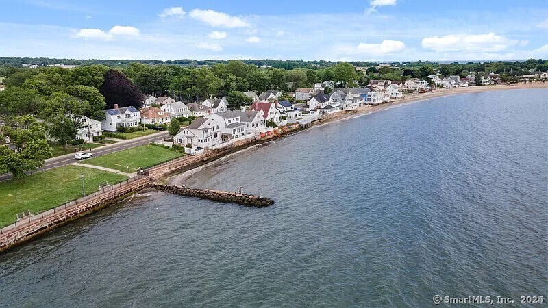 New Haven, Connecticut 06512, United States, 2 Bedrooms Bedrooms, ,1 BathroomBathrooms,Residential,Active,229705