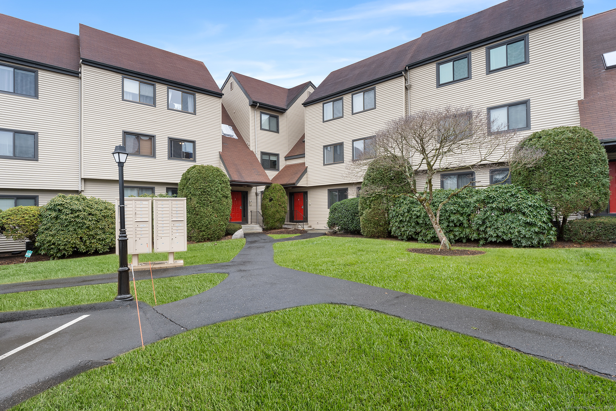 3 Seir Hill Road #APT D2, Norwalk, Connecticut image 1