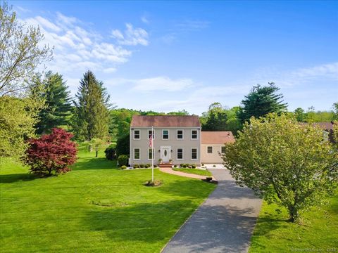 299 West Flat Hill Road Southbury CT 06488