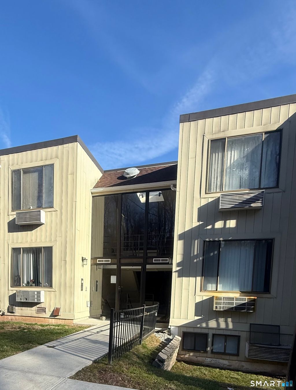 Photo of 175 Mill Pond Road #106, Hamden, CT 06514 (MLS # 24144461)