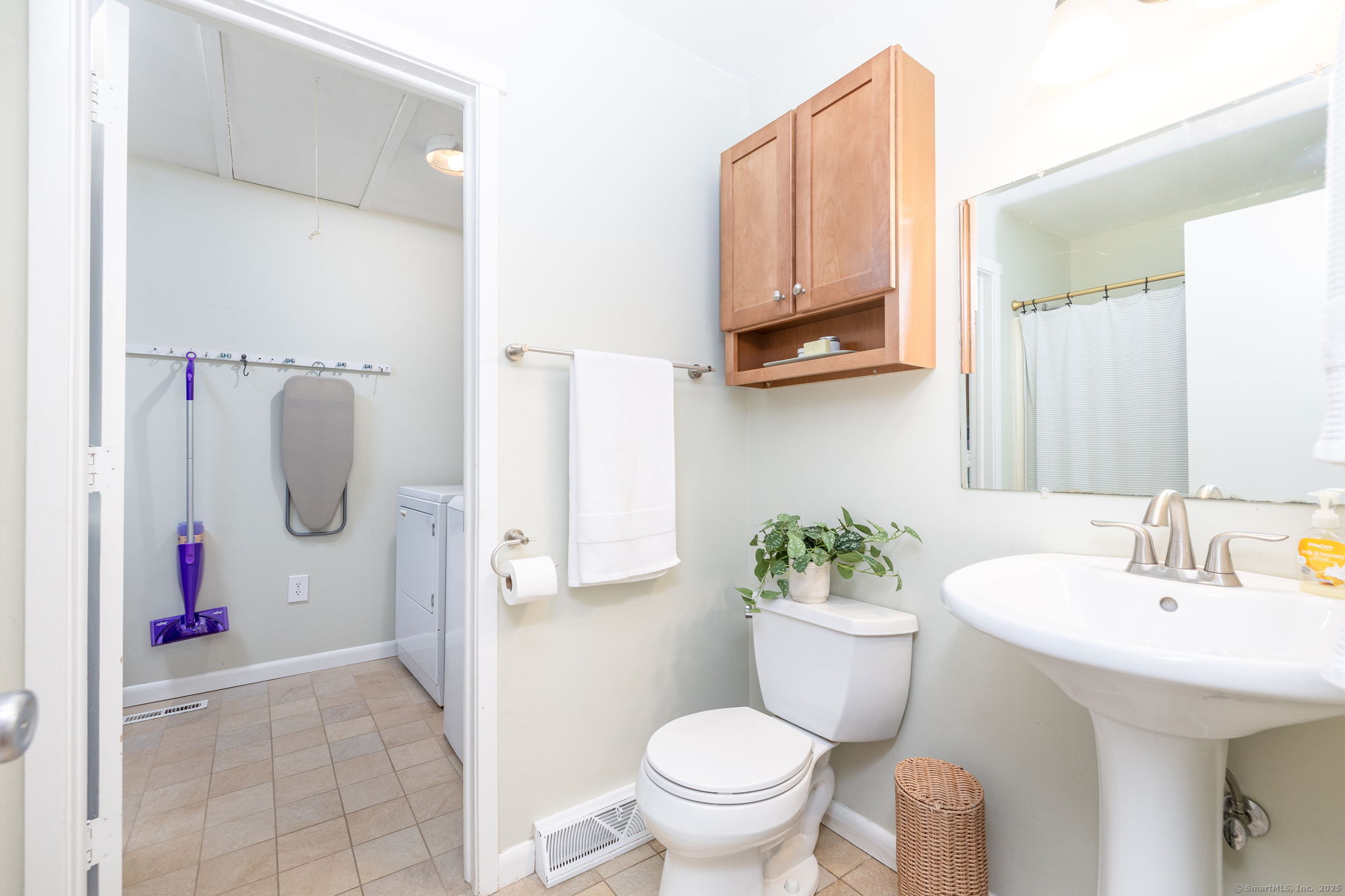 71 Byron Drive #71, Avon, Connecticut image 13