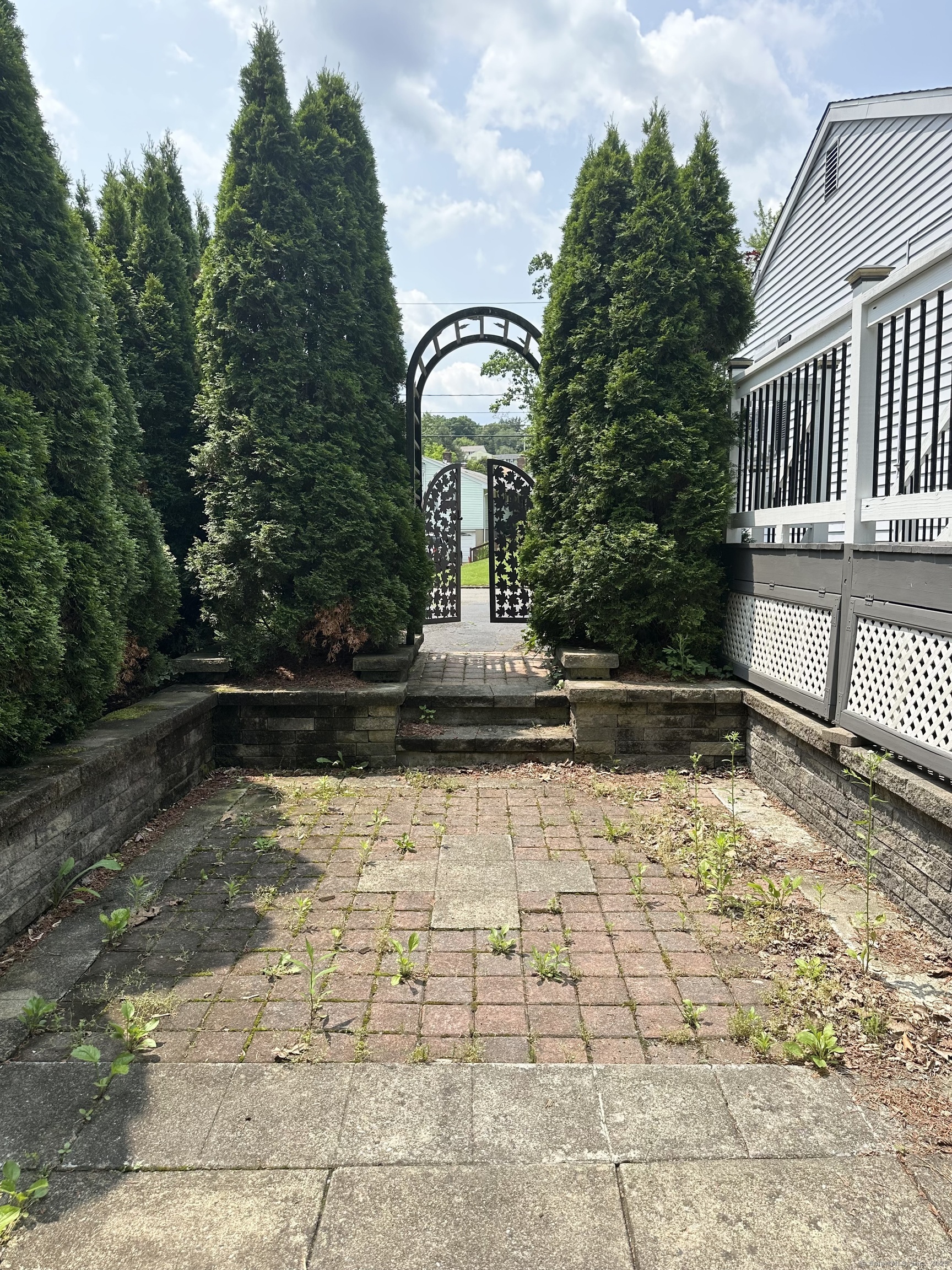 16 Jodi Drive