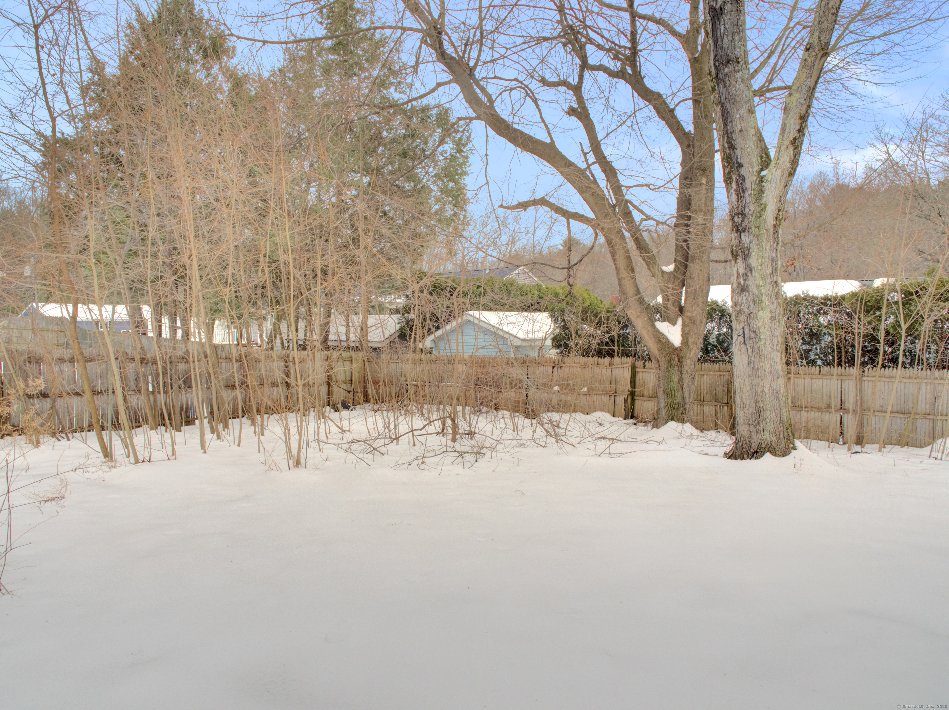 27 Aloha Drive, Enfield, Connecticut image 7