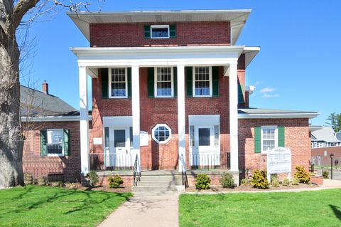 6 Poquonock Avenue 2-1 Windsor CT 06095