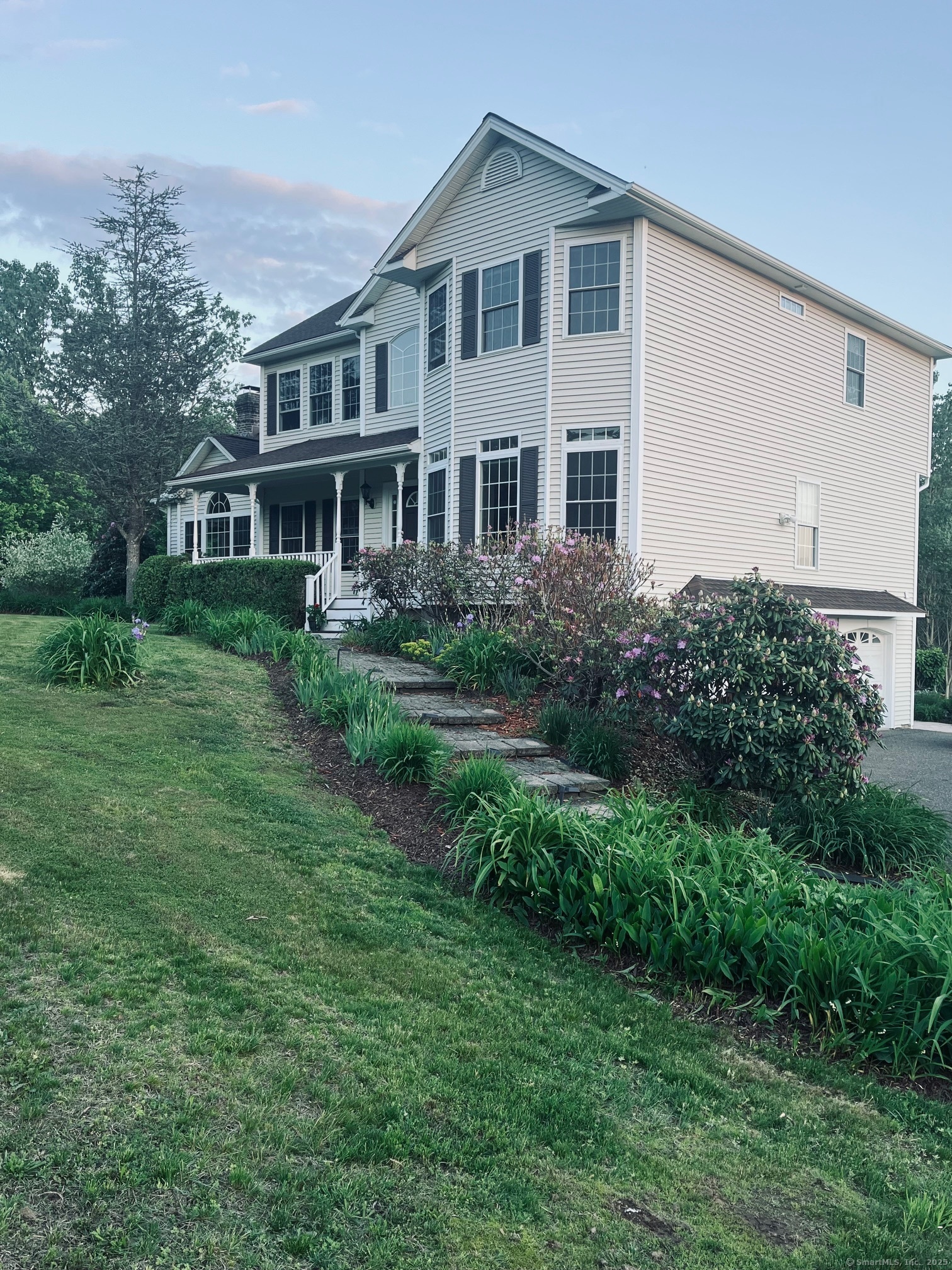 41 Mesa Drive, Bethany, Connecticut image 32