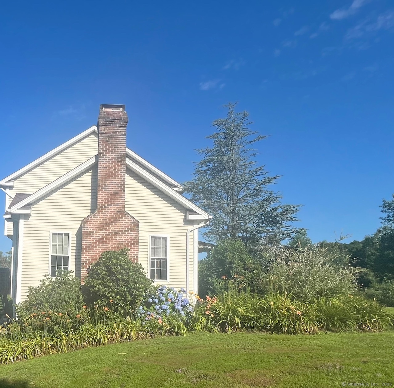 41 Mesa Drive, Bethany, Connecticut image 29