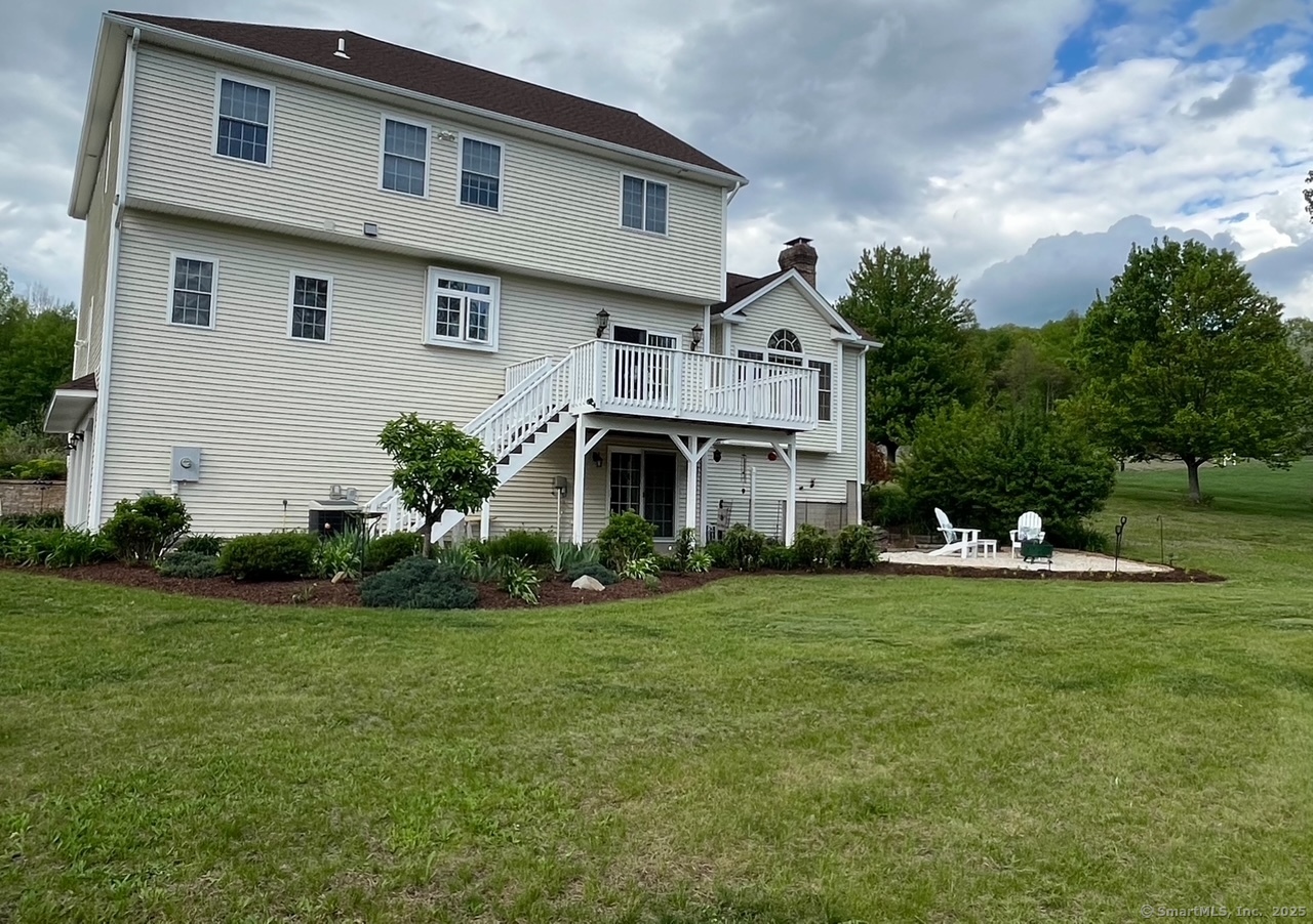 41 Mesa Drive, Bethany, Connecticut image 2