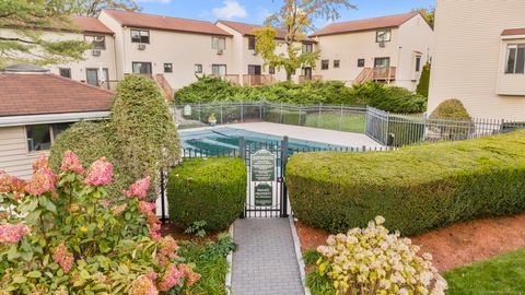 Tiny photo for 60 Lawn Avenue #APT 11, Stamford, CT 06902 (MLS # 24136029)