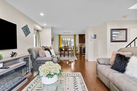 Tiny photo for 60 Lawn Avenue #APT 11, Stamford, CT 06902 (MLS # 24136029)
