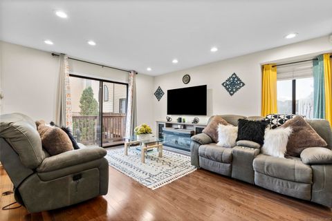 Tiny photo for 60 Lawn Avenue #APT 11, Stamford, CT 06902 (MLS # 24136029)