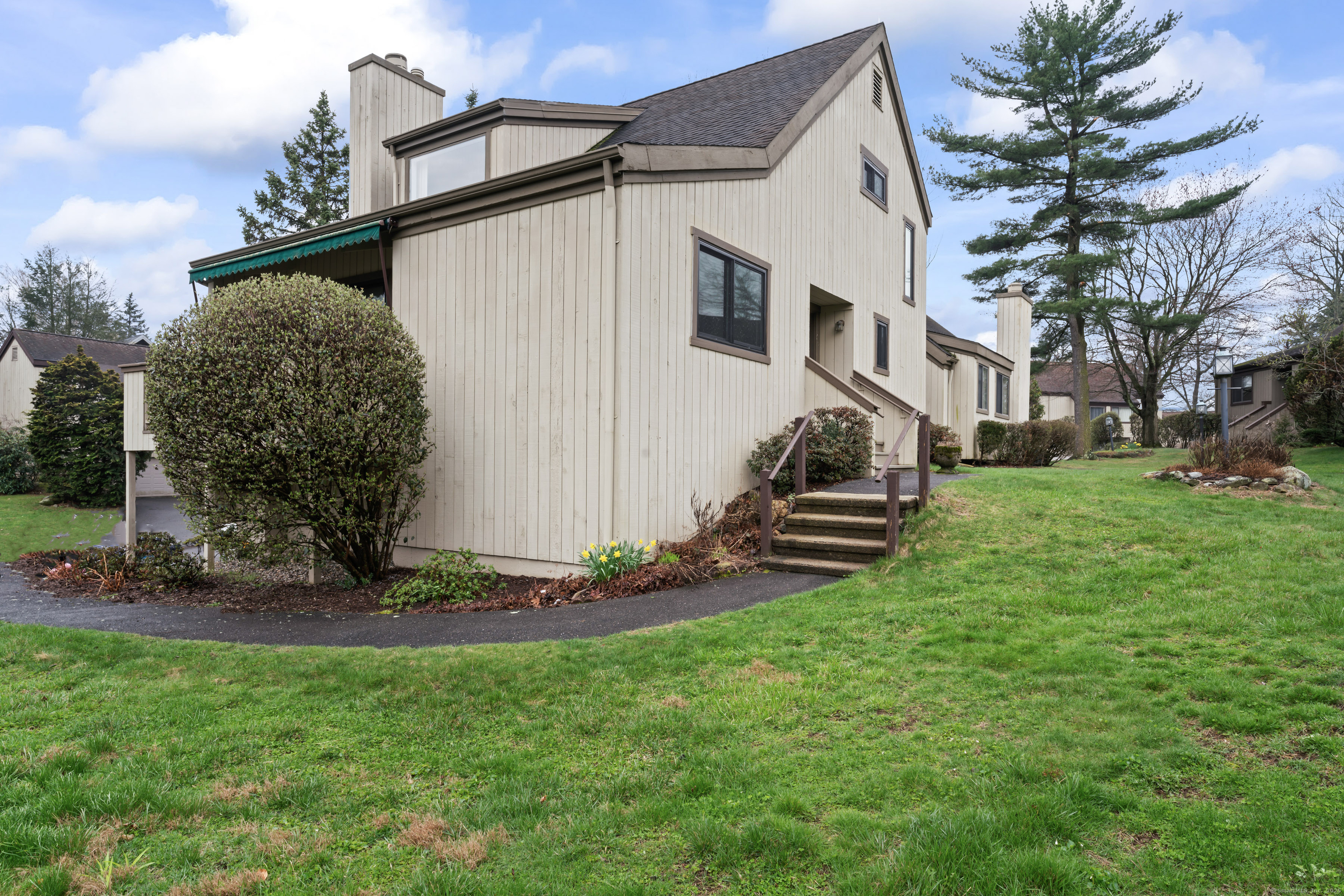 513 Opa Lane #B, Stratford, Connecticut image 2