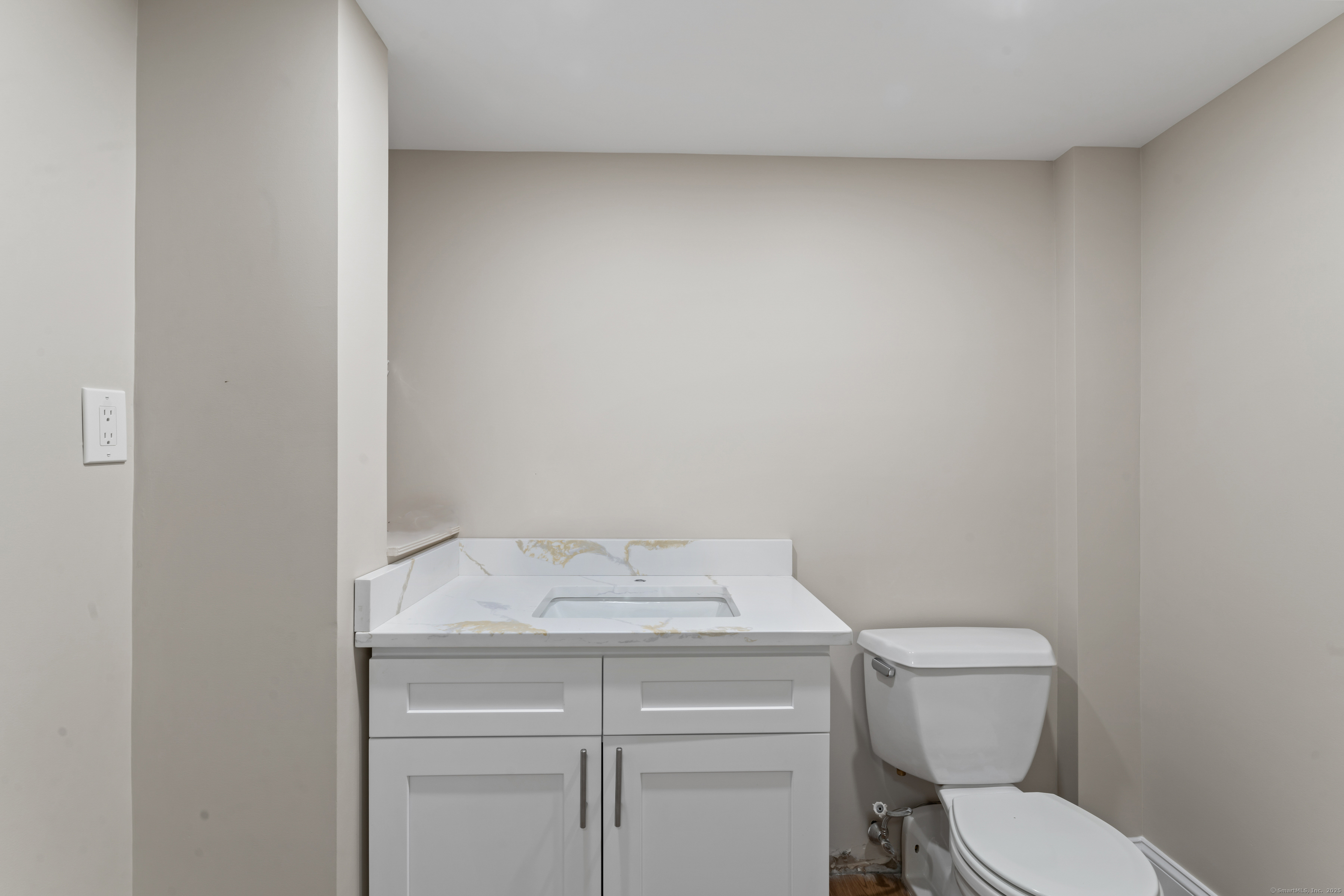 513 Opa Lane #B, Stratford, Connecticut image 21