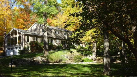 63 Lounsbury Road Ridgefield CT 06877