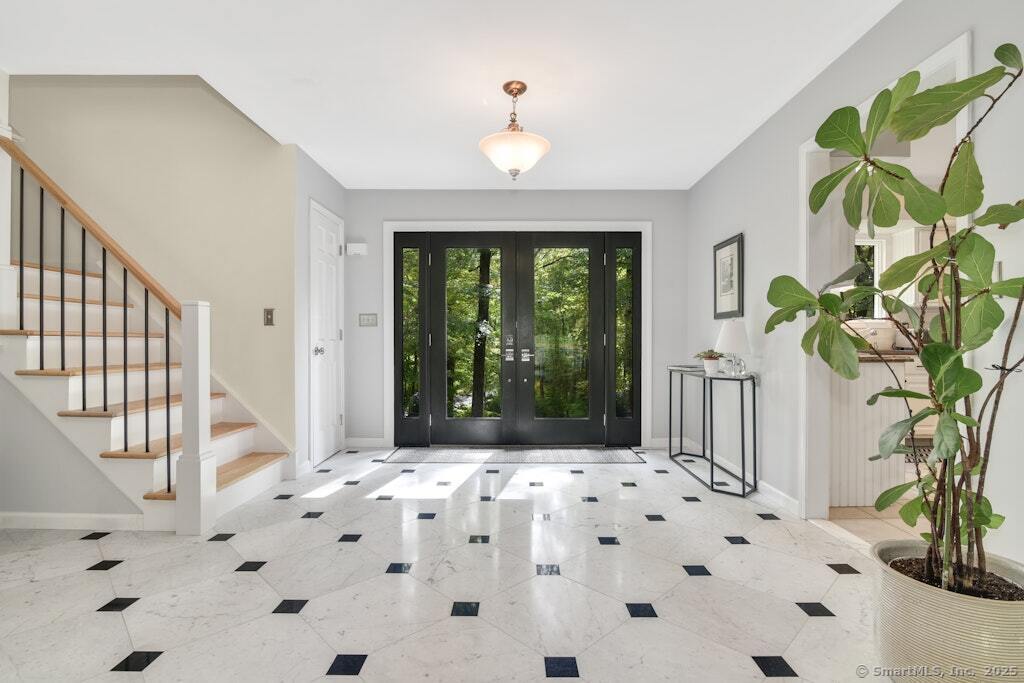 63 Lounsbury Road