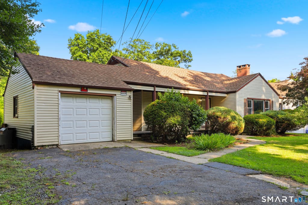 Photo of 26 Anson Road, Norwalk, CT 06850 (MLS # 24185305)