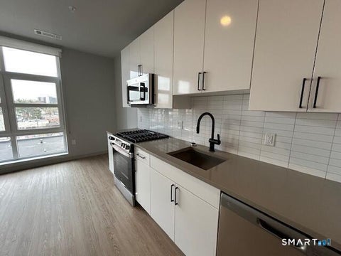 Photo of 711 Summer Street #541, Stamford, CT 06901 (MLS # 24211992)
