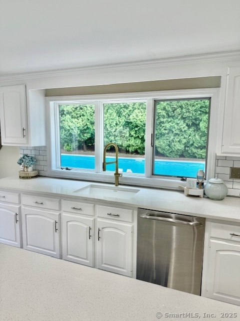 13 Charter Oak Drive