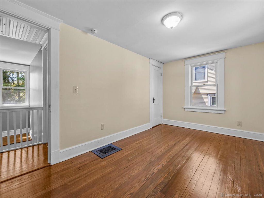 34 Peach Street, Waterbury, Connecticut image 30