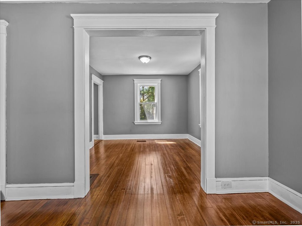 34 Peach Street, Waterbury, Connecticut image 9