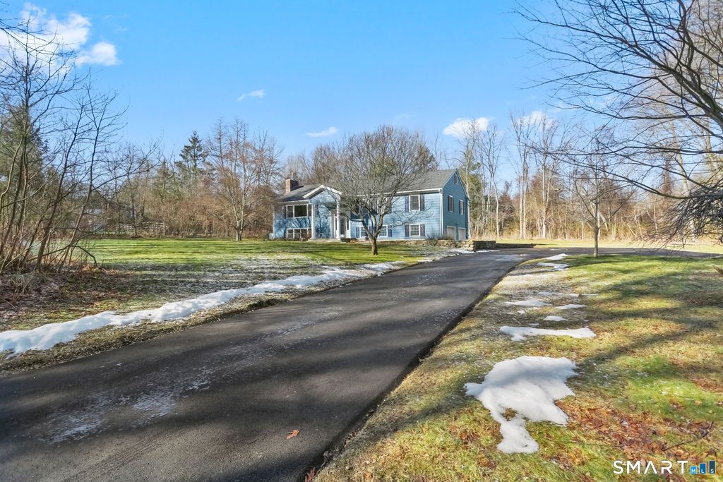 Photo of 300 Buttery Road, Norwalk, CT 06850 (MLS # 24144110)