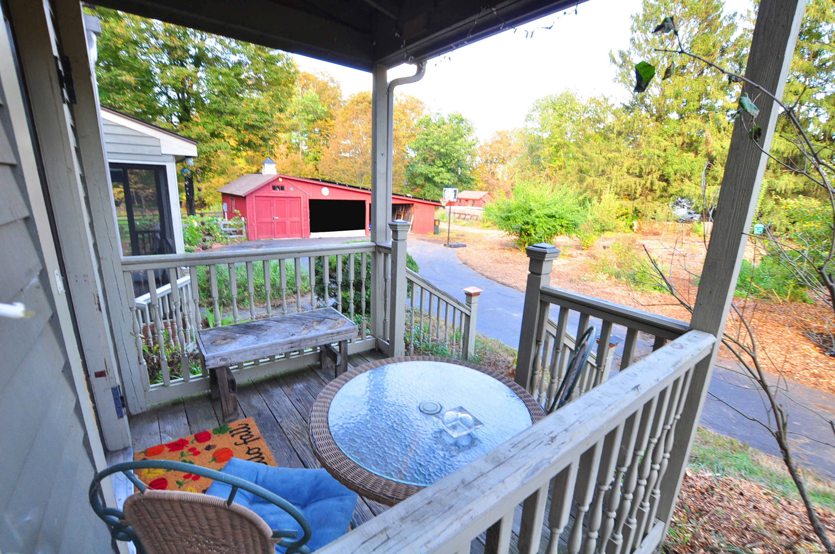 106 West Granby Road