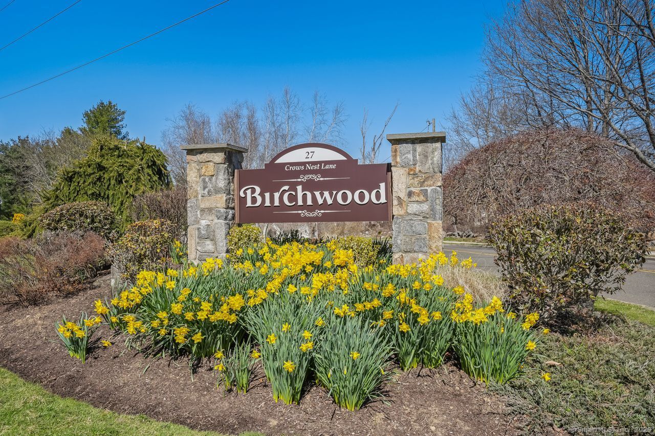 27 Crows Nest Lane #5N, Danbury, Connecticut image 1