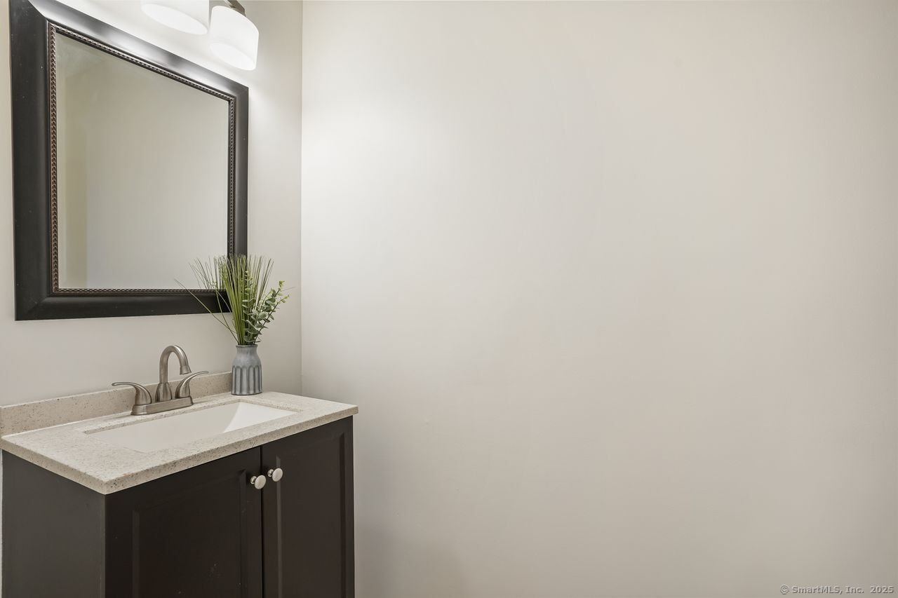 27 Crows Nest Lane #5N, Danbury, Connecticut image 16