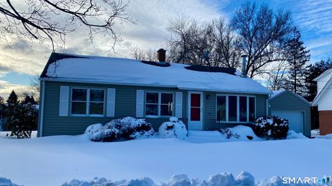 Photo of 178 Edgewood Drive, Torrington, CT 06790 (MLS # 24156063)